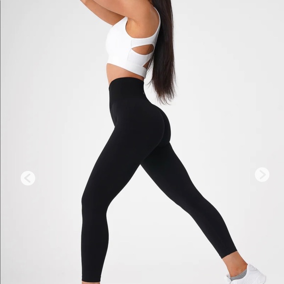 NVGTN Black Solid Seamless Leggings - Picture 2 of 6